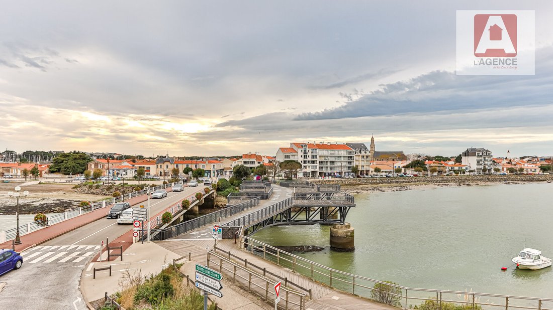 Apartment in Saint Gilles-Centre Ville, Saint-Gilles-Croix-de-Vie, France 1 - 17335317