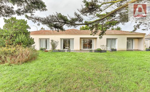 Villa in Sion-Bussoleries-Terre Fort, Saint-Hilaire-de-Riez, Frankreich 1