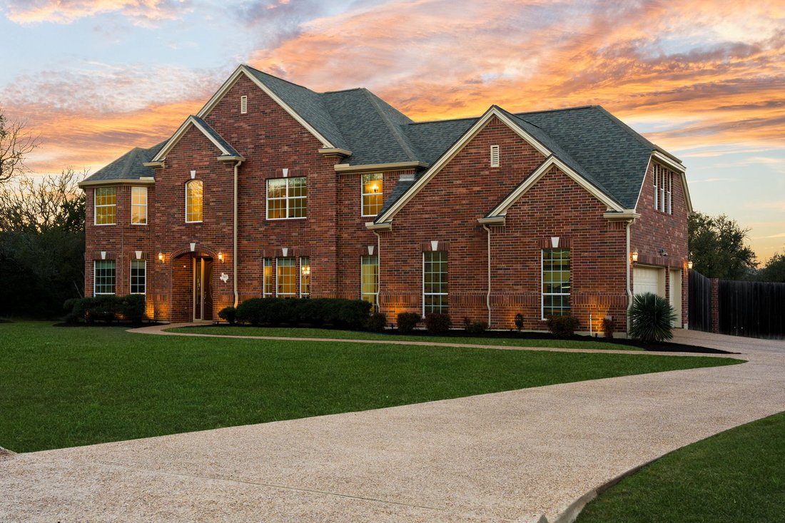 House in Buda, Texas, United States 2 - 17334764