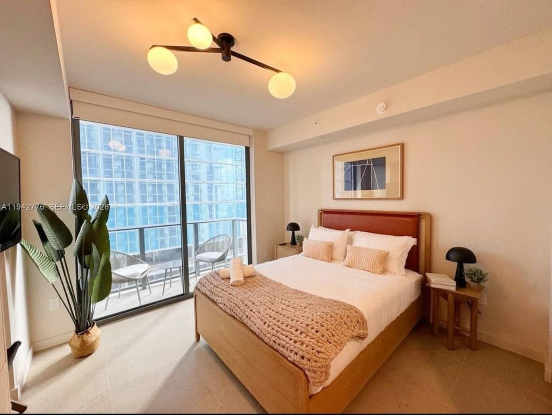 Condo in Miami, Florida, United States 1 - 17336523