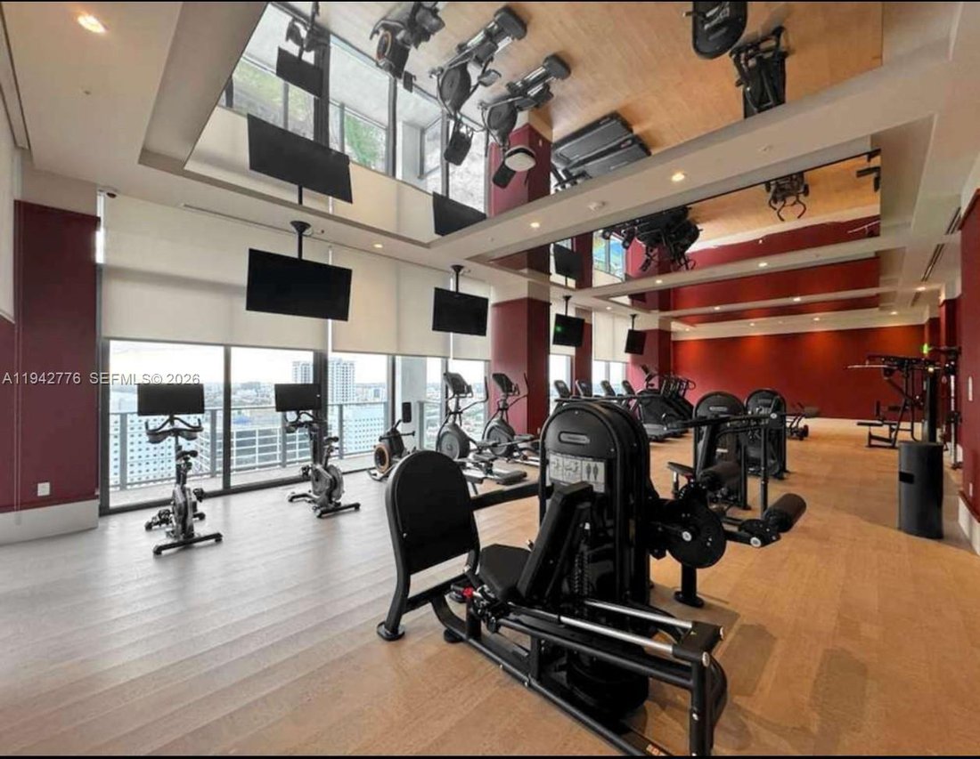 Condo in Miami, Florida, United States 5 - 17336523