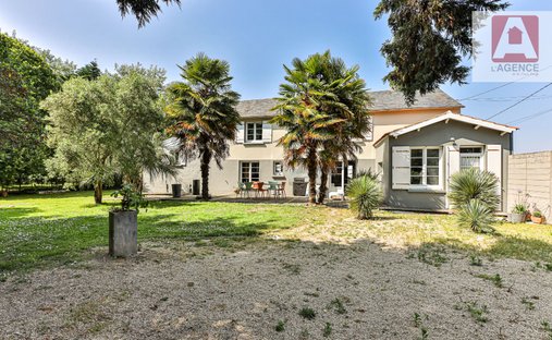 Villa en Le Fenouiller, Países del Loira, Francia 1