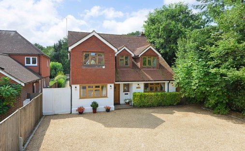 House in Cranleigh, England 1