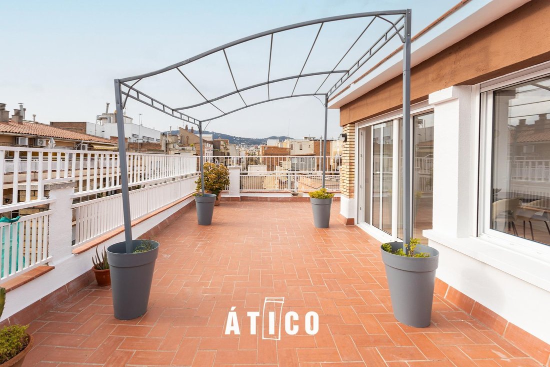 Penthouse in Gracia, Barcelona, Spain 2 - 17335129
