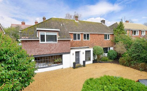 House in Cranleigh, England 1