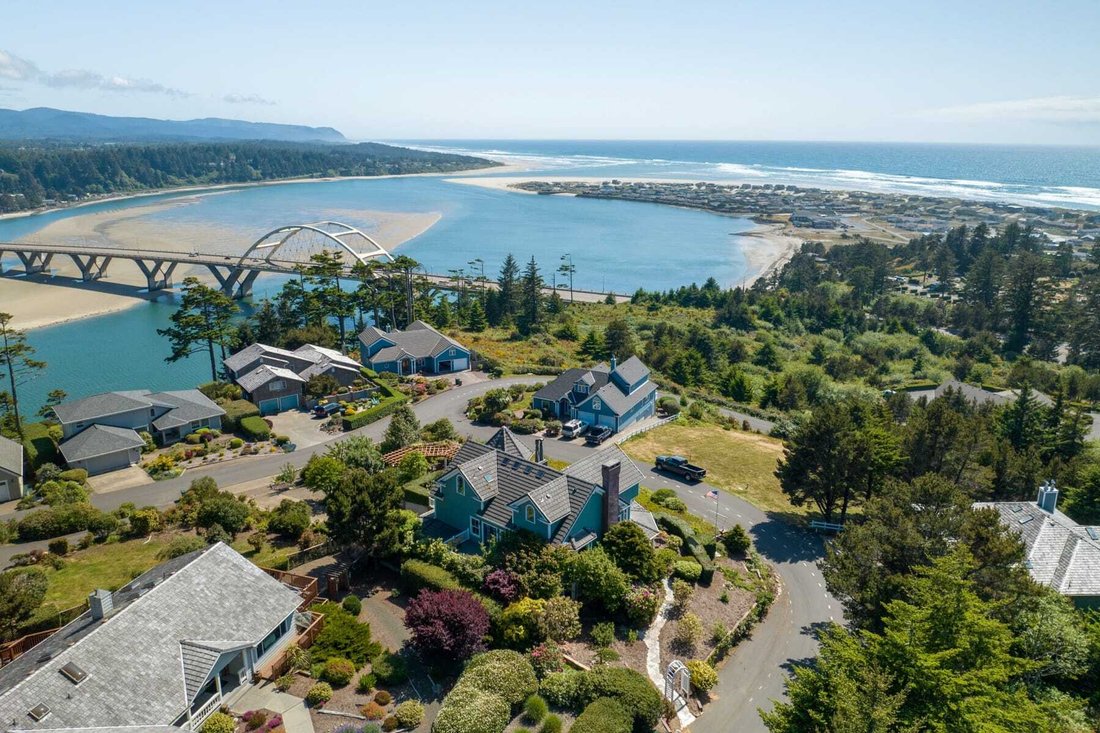 House in Waldport, Oregon, United States 5 - 17335055