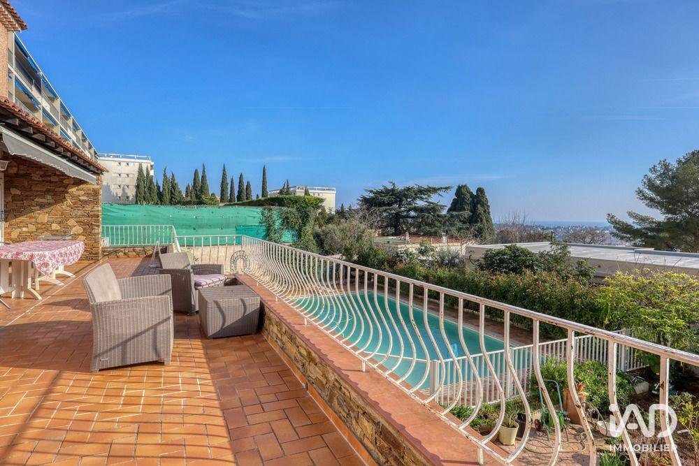 House in Trois Quartiers-Siblas, Toulon, France 2 - 17332966