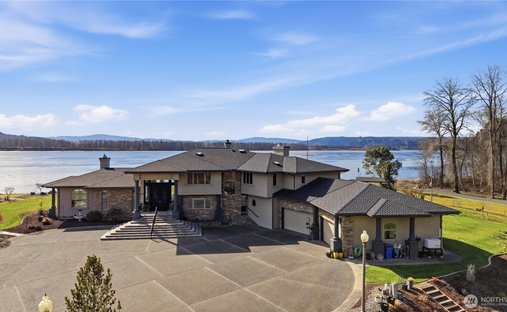House in Longview, Washington, United States 1