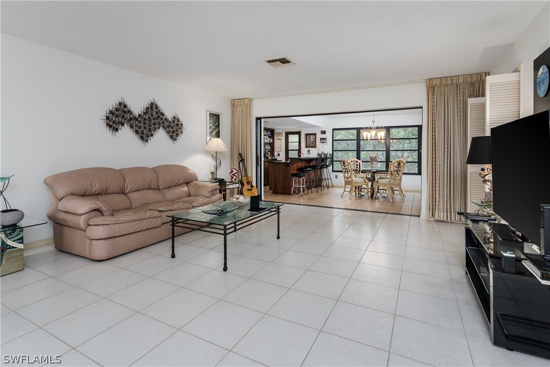 House in Naples, Florida, United States 4 - 17336673