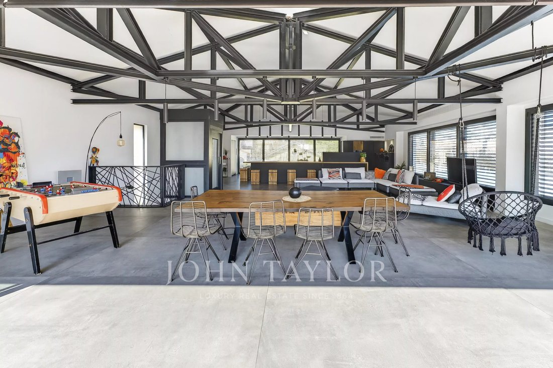 Villa in Bandol, Provence-Alpes-Côte d'Azur, France 3 - 17335493