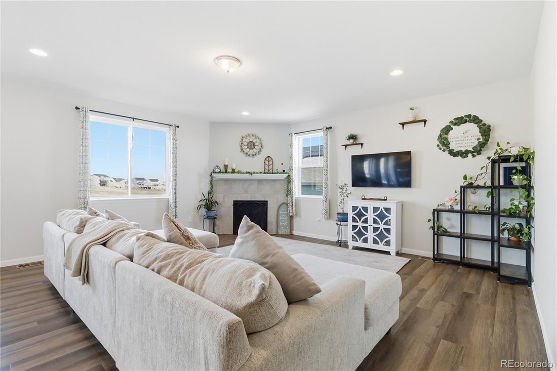 Elizabeth, Colorado, United States 4 - 17332809