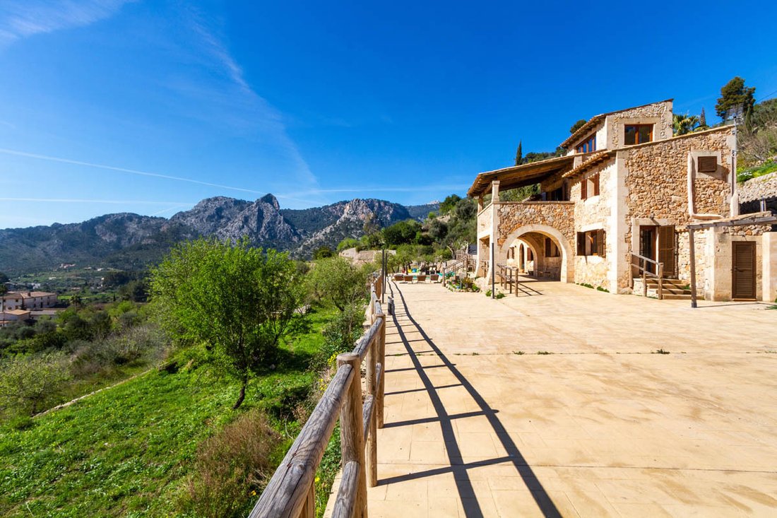 Finca in Bunyola, Balearic Islands, Spain 2 - 17332486