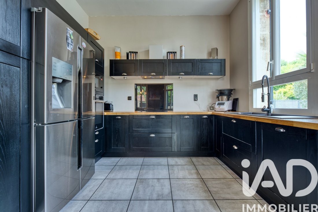 House in Saint-Medard-en-Jalles, Nouvelle-Aquitaine, France 5 - 17334561