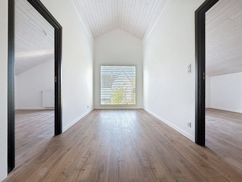 House in Divonne-les-Bains, Auvergne-Rhône-Alpes, France 3 - 17335720