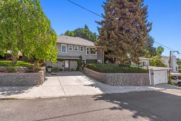 House in Klamath Falls, Oregon, United States 2 - 17336498