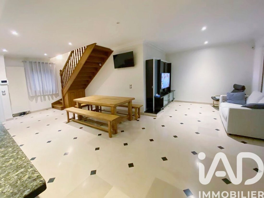 House in Vitry-sur-Seine, Île-de-France, France 2 - 17332960