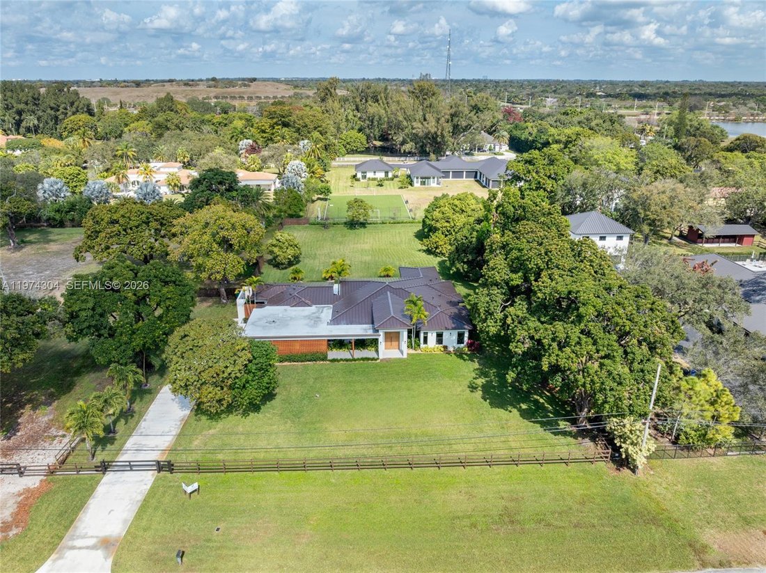 House in Southwest Ranches, Florida, United States 3 - 17333960
