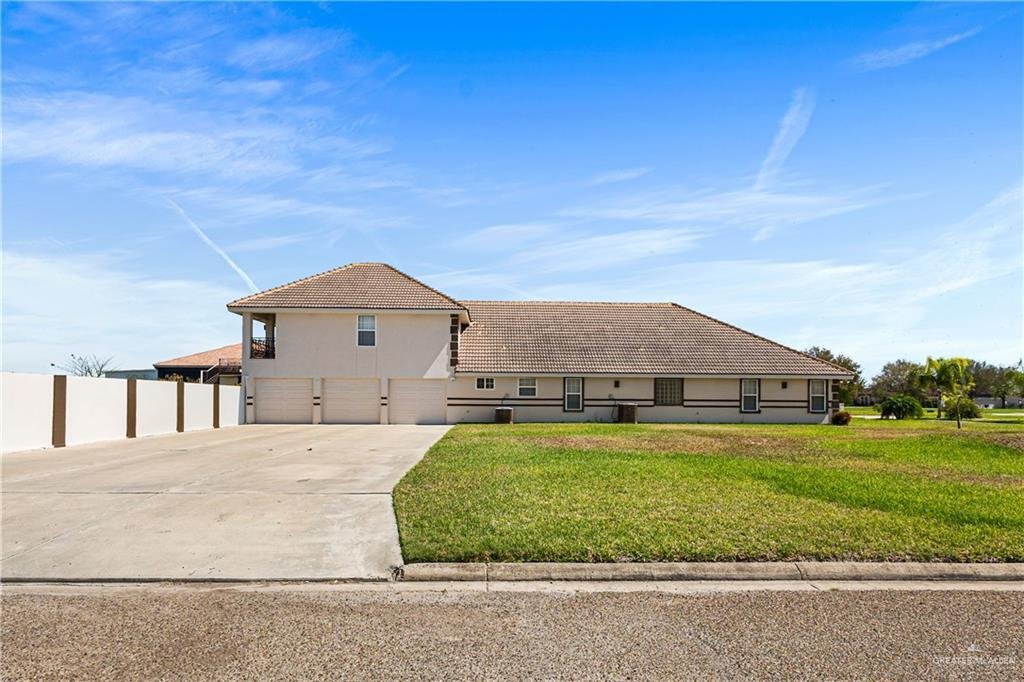 House in Pharr, Texas, United States 5 - 16735197