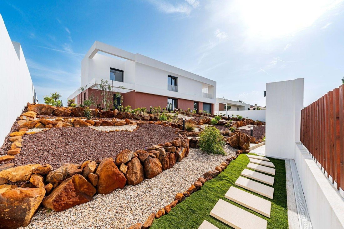 Villa in Fernao Ferro, Setubal, Portugal 2 - 16970802