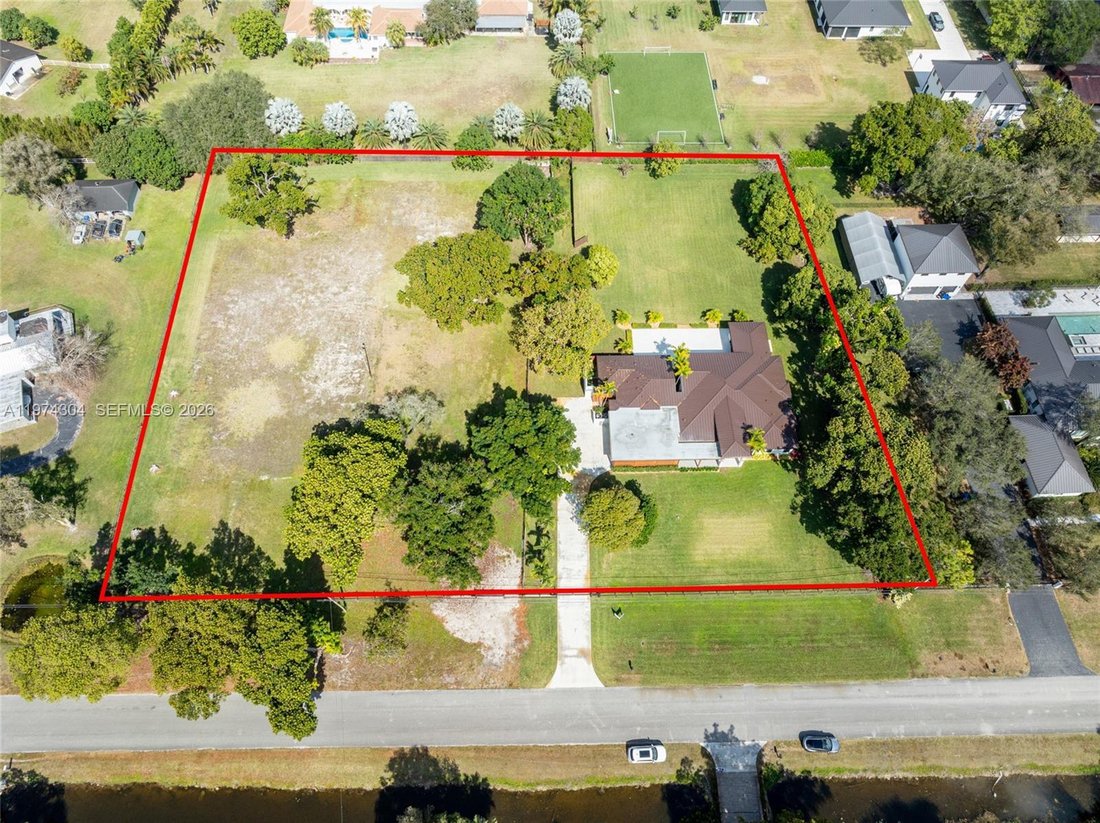 House in Southwest Ranches, Florida, United States 2 - 17333960