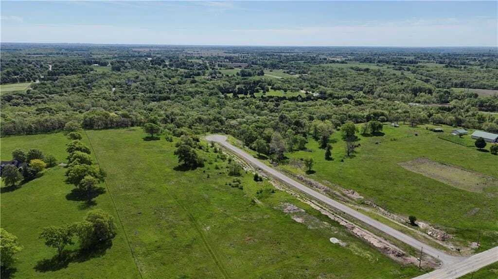 Land in Stilwell, Kansas, United States 2 - 17336094
