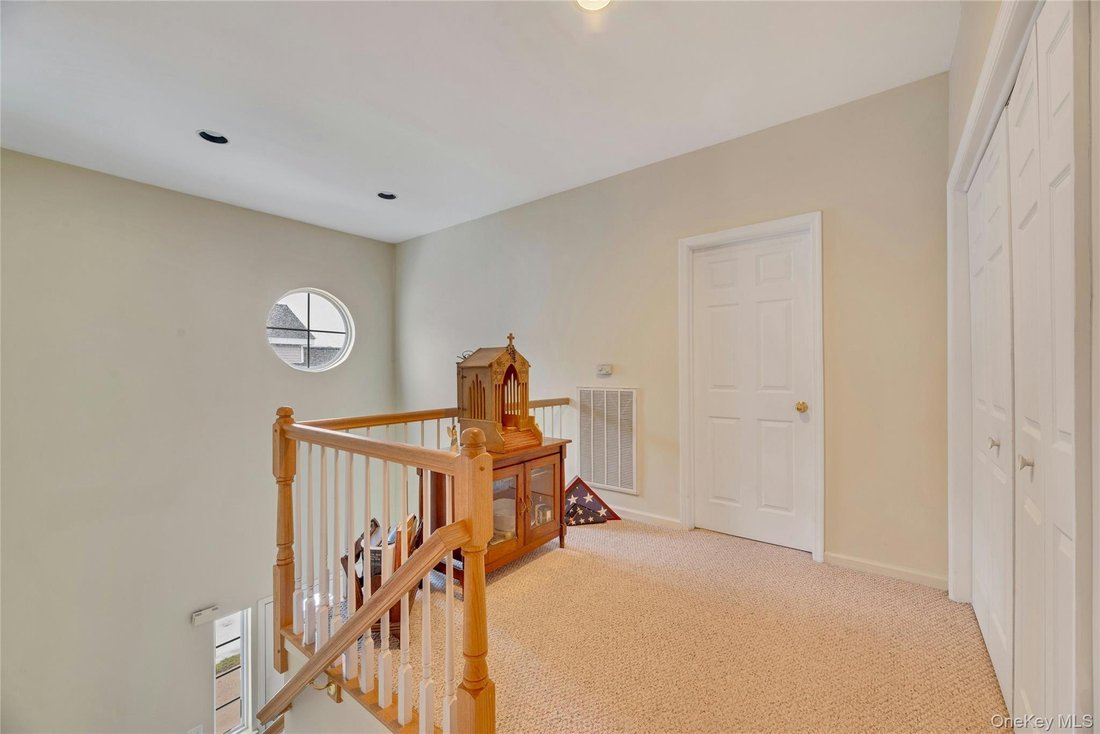 Condo in Moriches, New York, United States 5 - 17335370