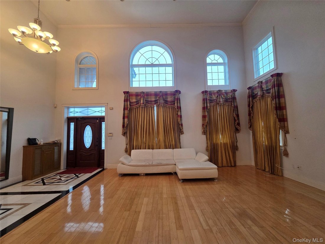 House in New York, New York, United States 4 - 17329100