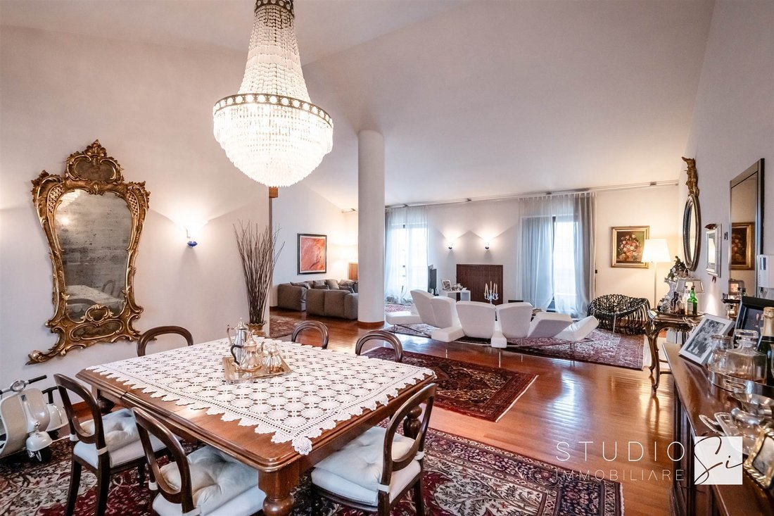 Apartment in Lungomare, Viareggio, Tuscany 3 - 17335159