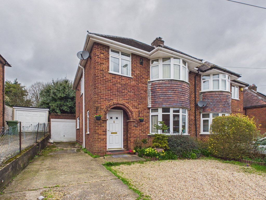 House in High Wycombe, England 1 - 17335506