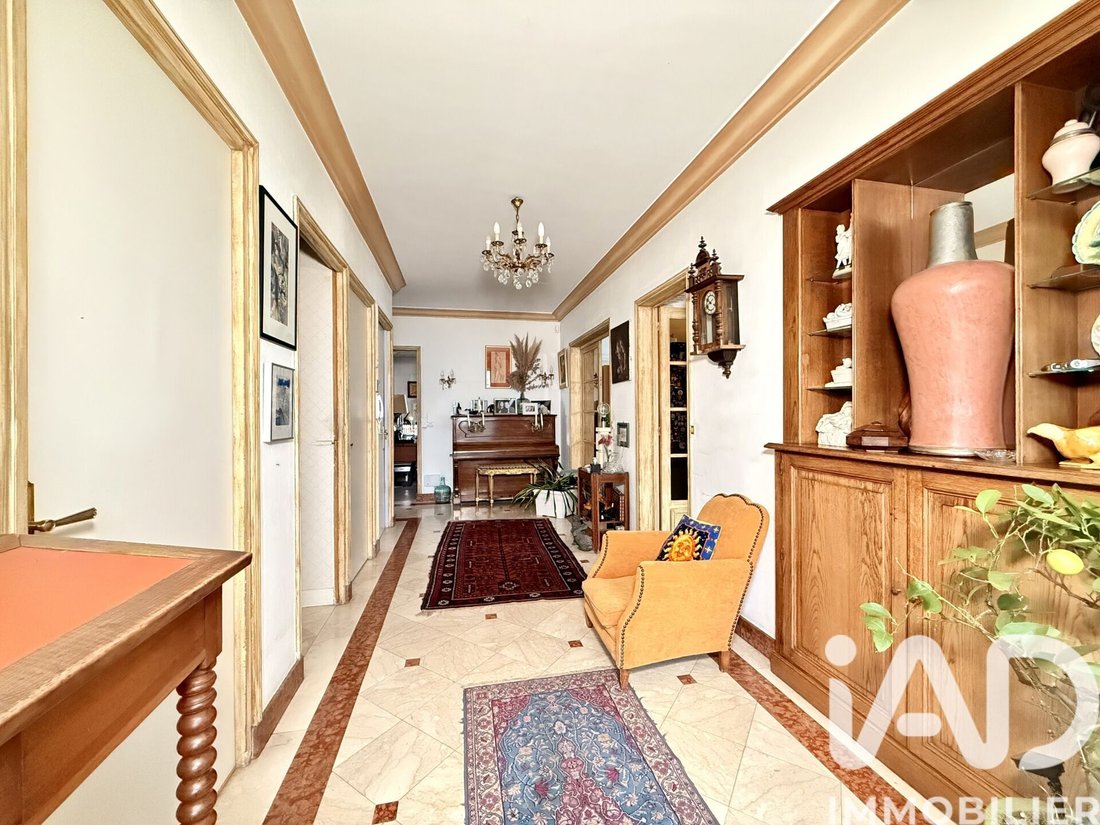 House in Fontenay-sous-Bois, Ile-de-France, France 5 - 17335170