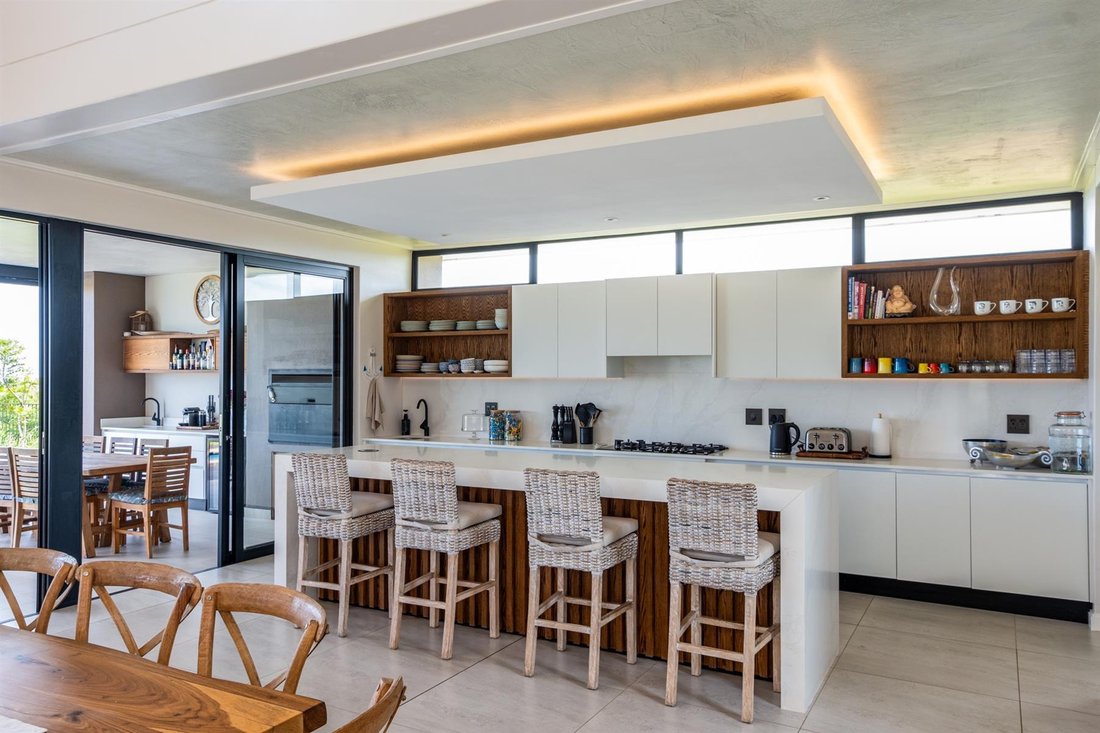 House in Dolphin Coast, KwaZulu-Natal, South Africa 5 - 17335109
