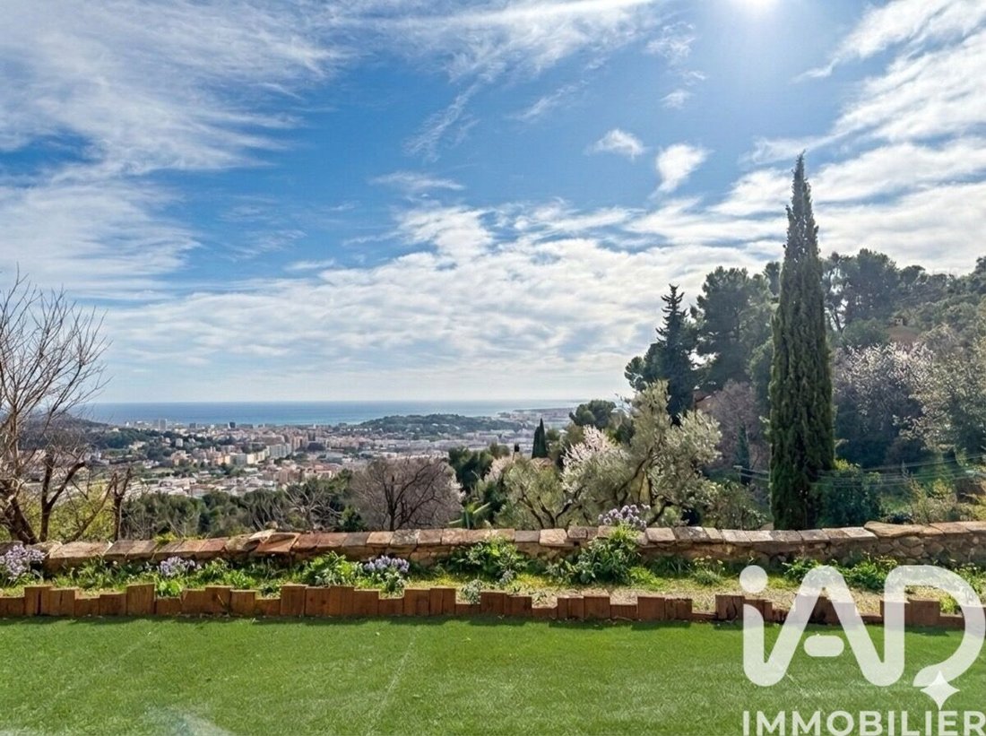 Appartement à Toulon, Provence-Alpes-Côte d'Azur, France 3 - 17333678