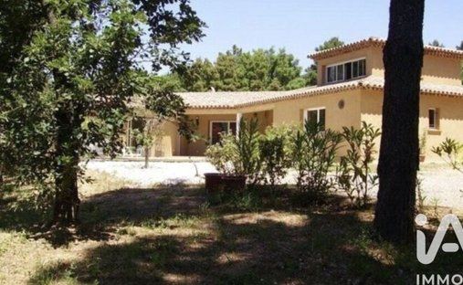 House in La Garde-Freinet, Provence-Alpes-Côte d'Azur, France 1
