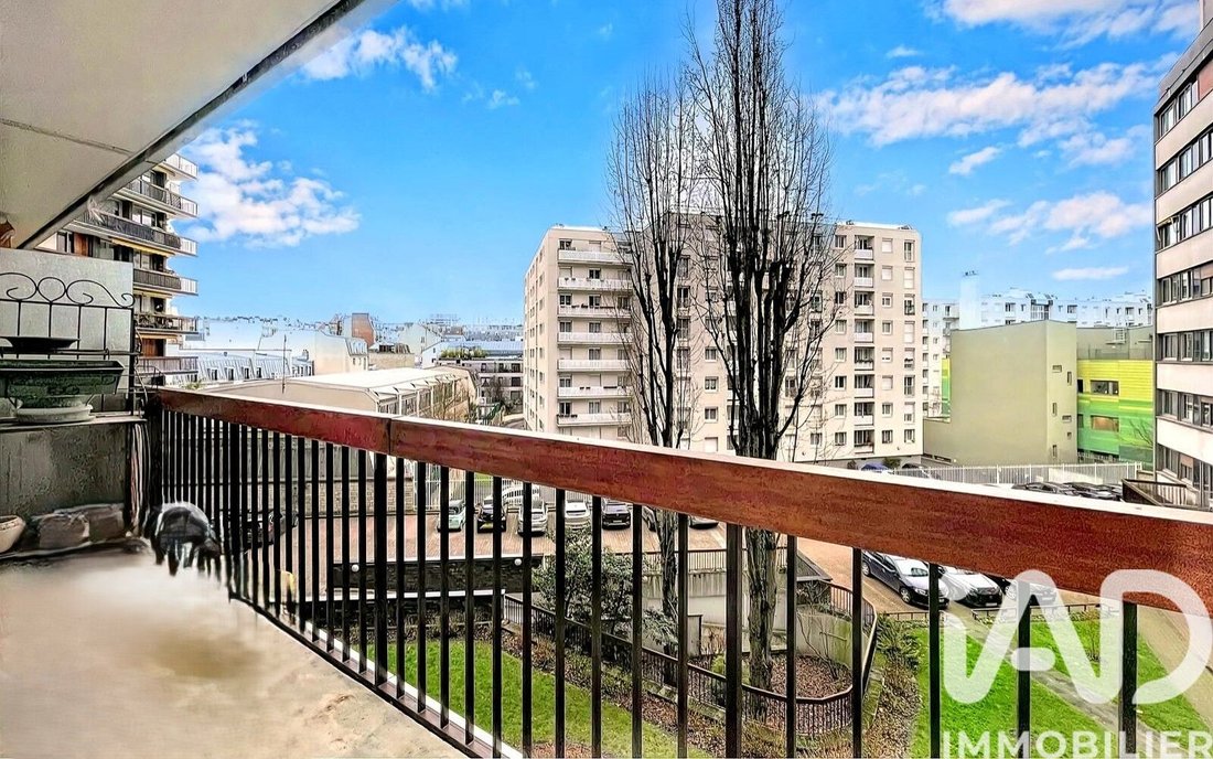 Apartment in Parchamp–Albert Kahn, Boulogne-Billancourt, France 3 - 17335225