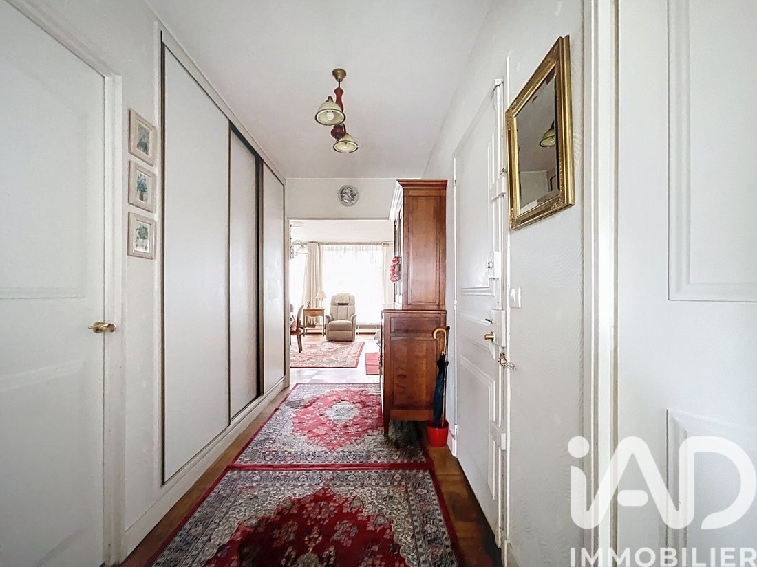 Apartment in Parchamp–Albert Kahn, Boulogne-Billancourt, France 5 - 17335225