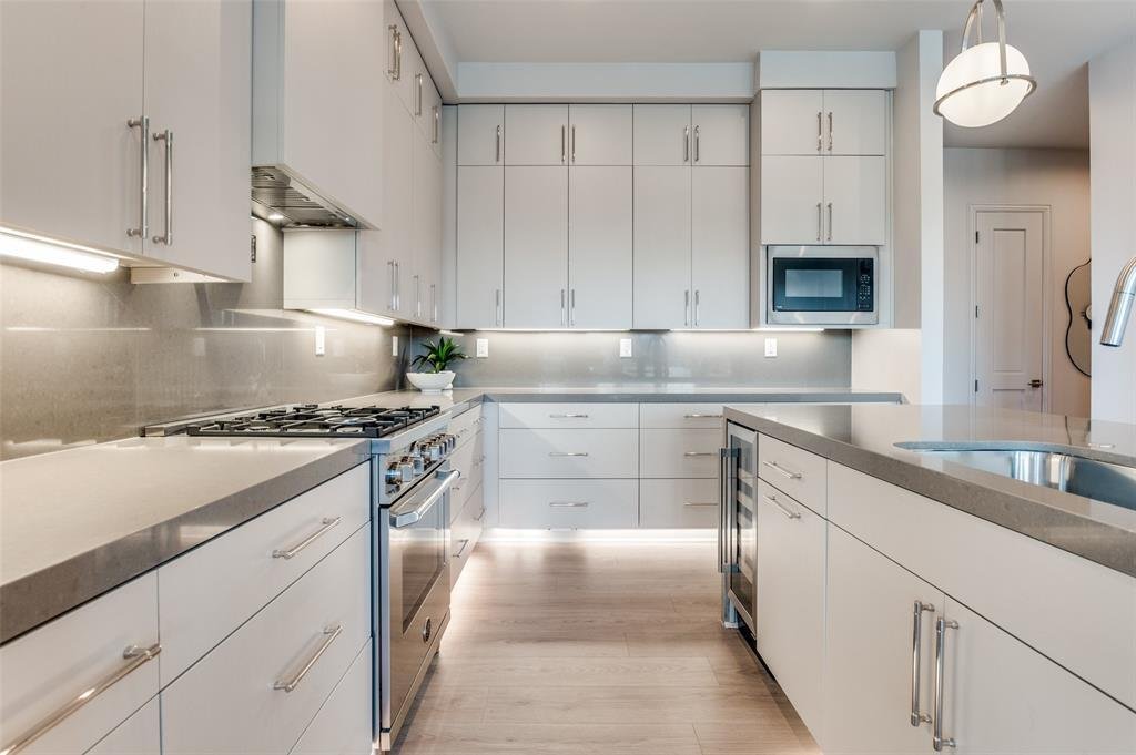 Condo in Dallas, Texas, United States 5 - 17334325