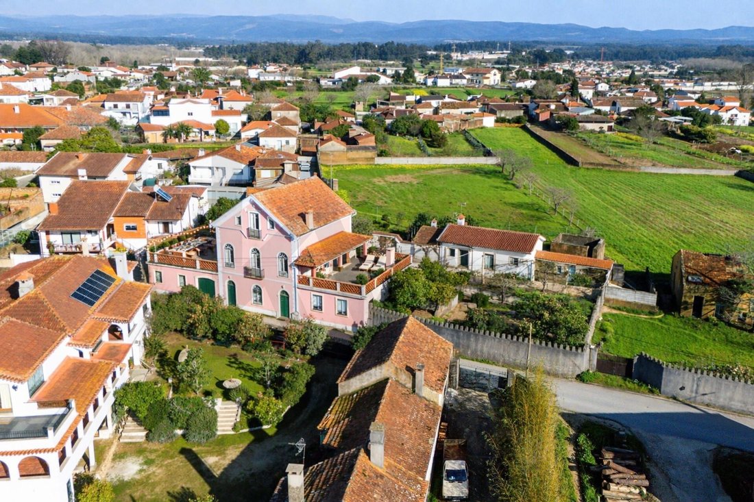 Townhouse in Barro e Aguada de Baixo, Aveiro District, Portugal 4 - 17337362