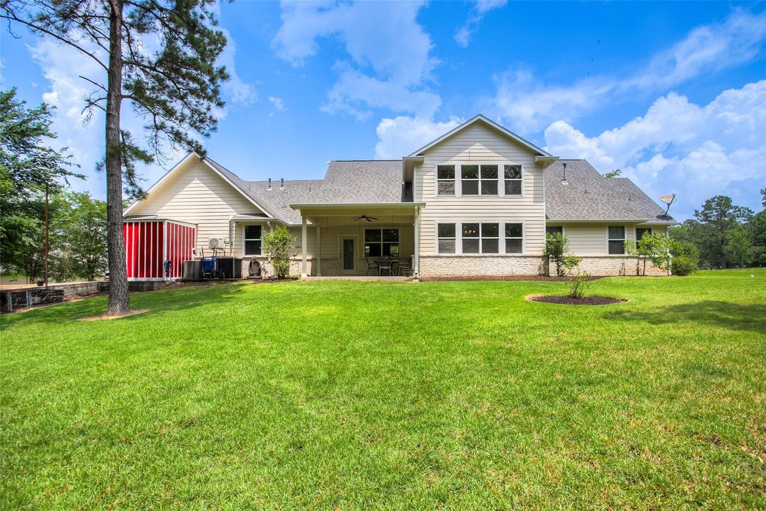 House in Willis, Texas, United States 3 - 17336811