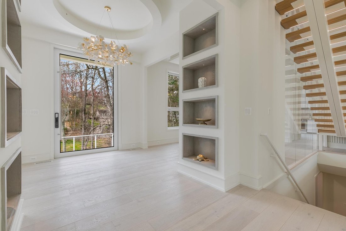 Otros en McLean, Virginia, Estados Unidos 5 - 17337272