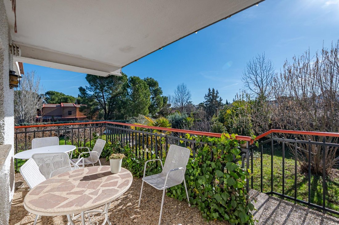 Villa in Tres Cantos, Comunidad de Madrid, Spain 4 - 17336708