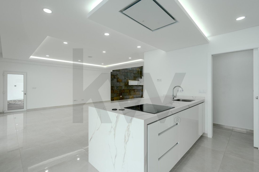 Townhouse in Corroios, Setubal, Portugal 5 - 17337295