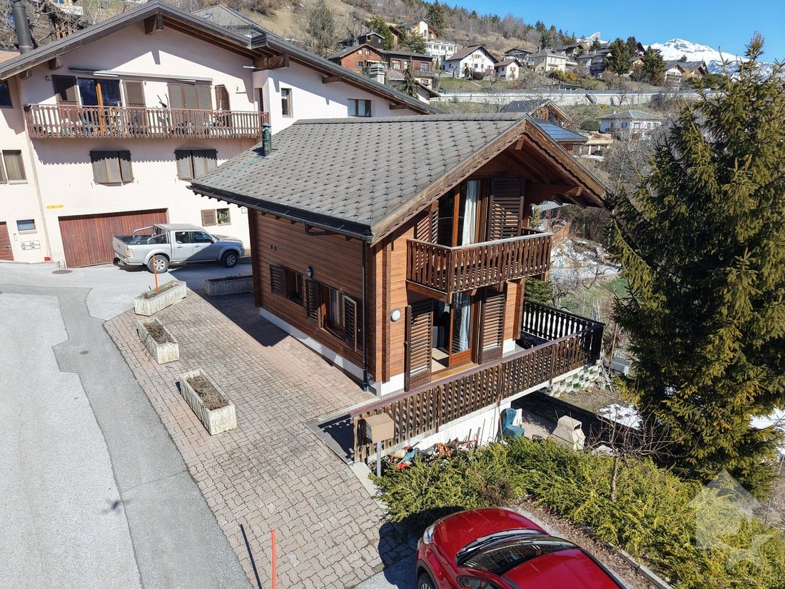 Chalet In The Heart Of The Village Of Chermignon D’en Haut