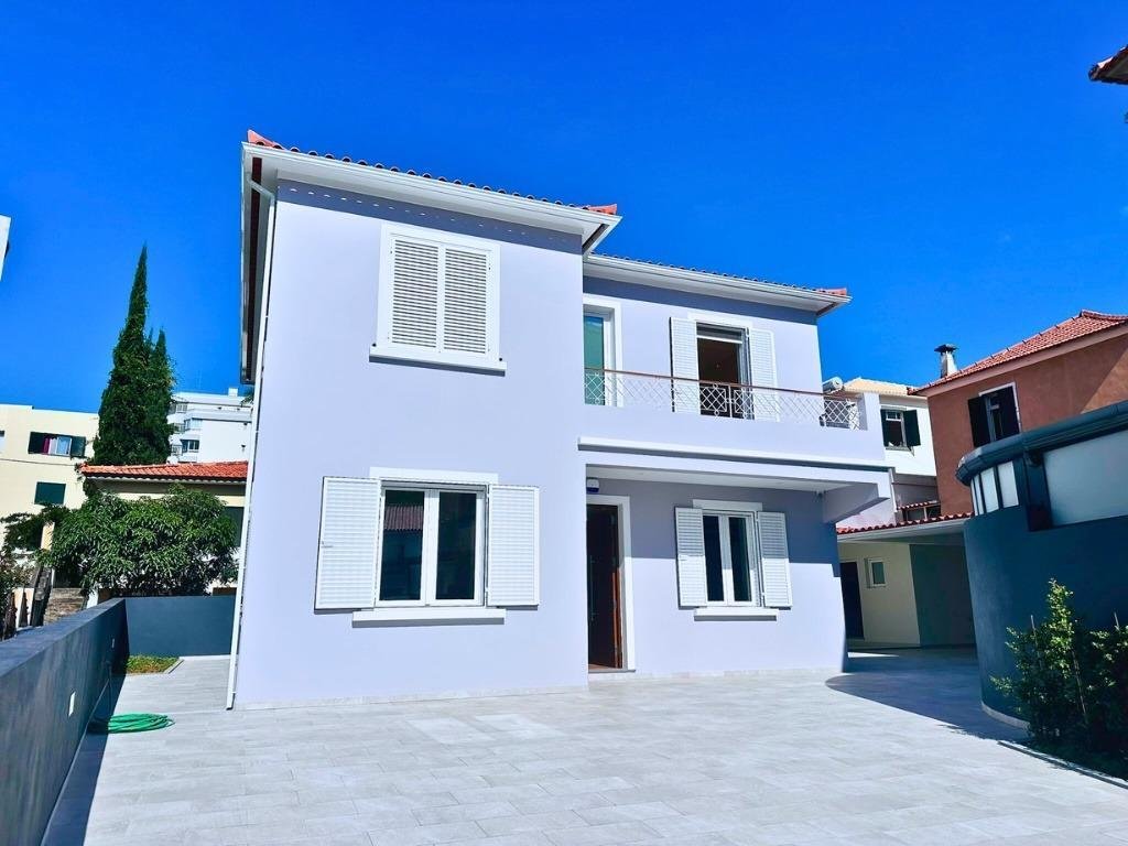 Villa in Imaculado Coracao de Maria, Madeira, Portugal 1 - 17337388