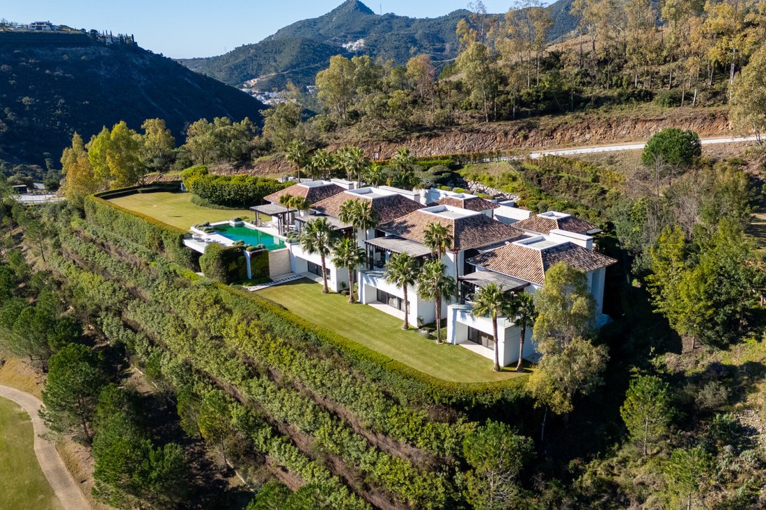 Villa in La Zagaleta, Benahavis, Andalusia 1 - 17337308