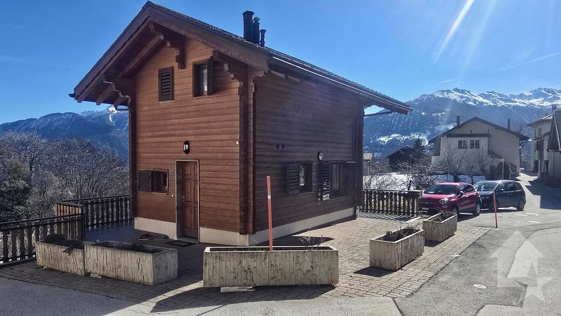 Chalet in Crans-Montana, Valais, Switzerland 3 - 17337550
