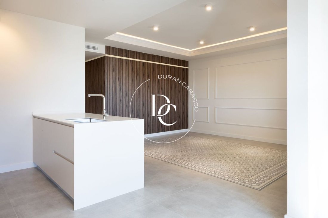 Penthouse in Eixample, Barcelona, Spain 5 - 17337328