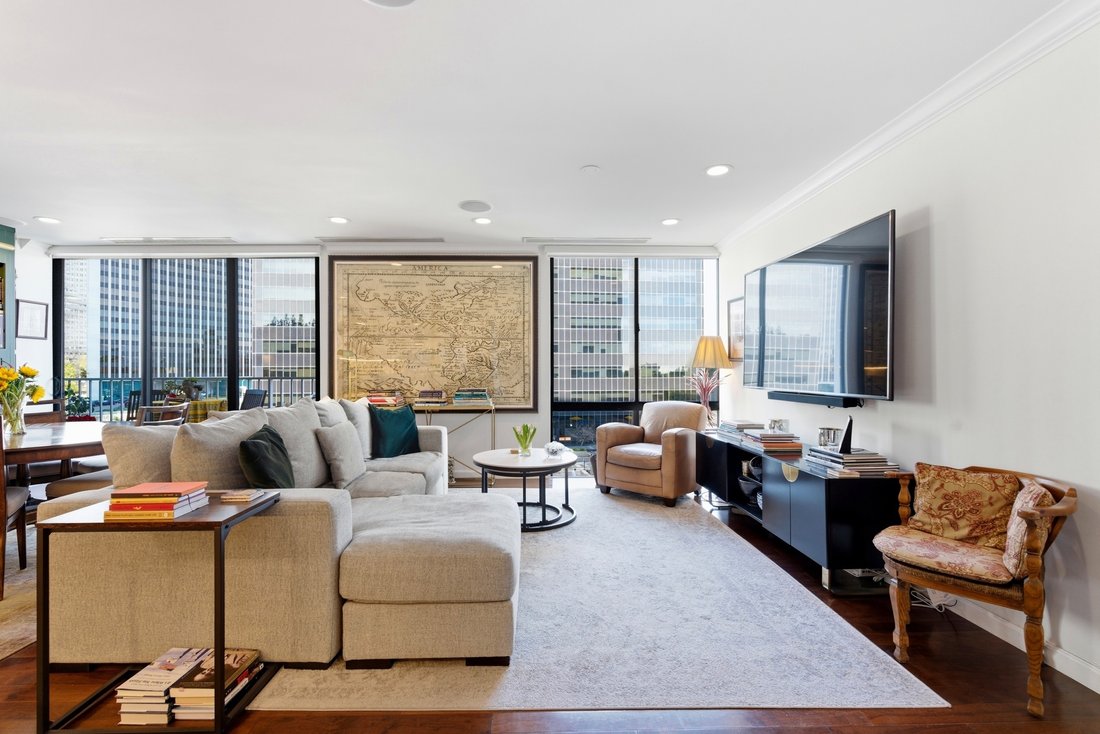 Condo in Los Angeles, California, United States 3 - 17337287