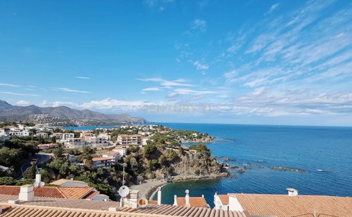 Villa en Llanca, Cataluña, España 1