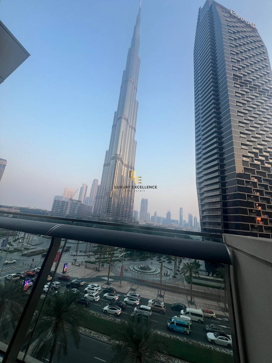 Apartment in Downtown Dubai, Dubai, United Arab Emirates 1 - 17299594