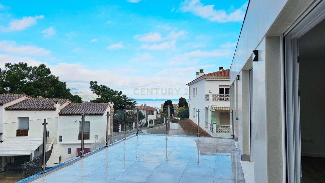 Villa in Llanca, Catalonia, Spain 1 - 17337434